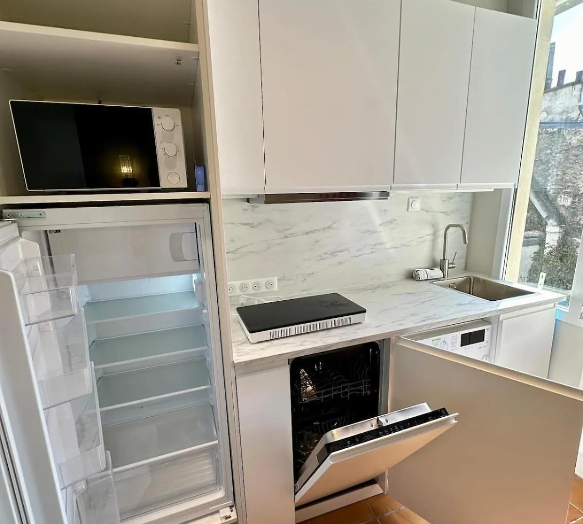 Typical And Elegant - Paris 5 Mouffetard Pantheon Apartment 0*,  France